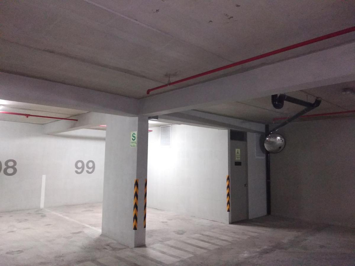 Departamento En Miraflores Con Surquillo 리마 외부 사진