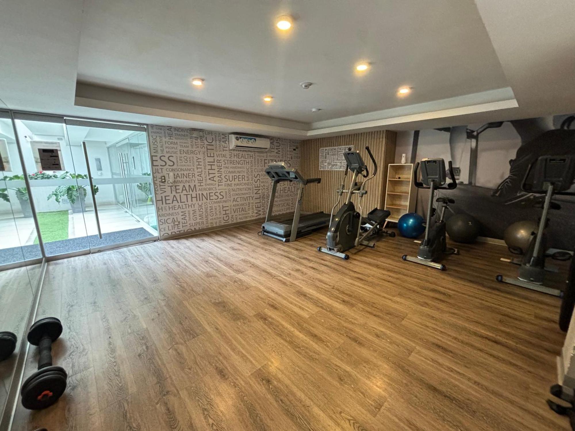 Departamento En Miraflores Con Surquillo 리마 외부 사진